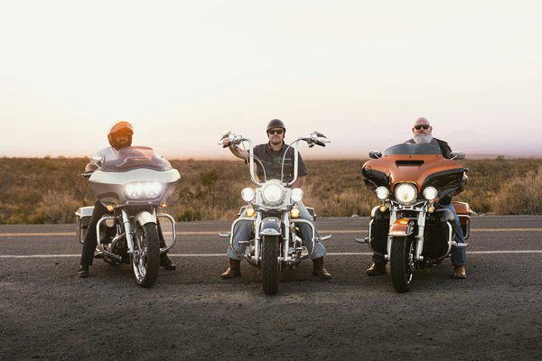 Quelles sont les implications économiques de l'adoption massive des véhicules électriques ?