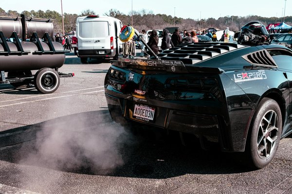 Les femmes dans le monde du Stunt moto